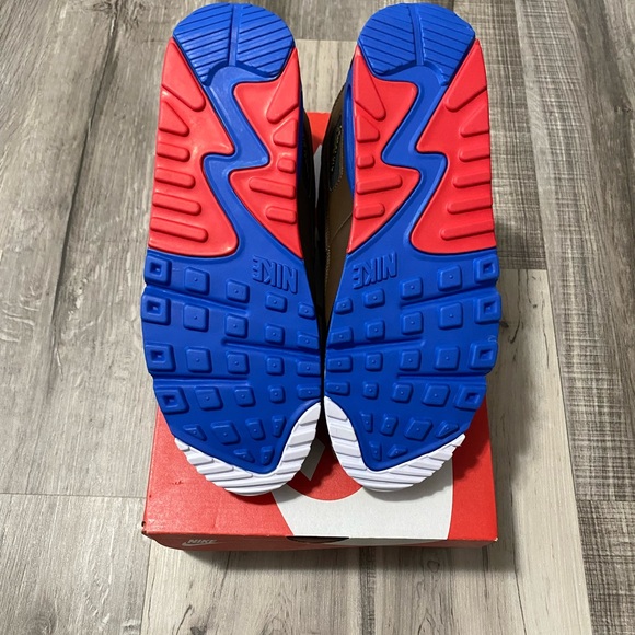 Nike Air Max 90 x EA SPORTS Velvet Brown/Black Size 11.5 NEW FN1870-200 - Picture 3 of 6